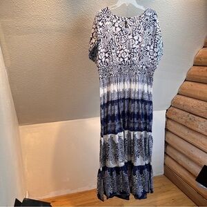 PHOOL Maxi Dress. 100% Cotton-batik look print. V-Neck. Vintage. Shirred Waist